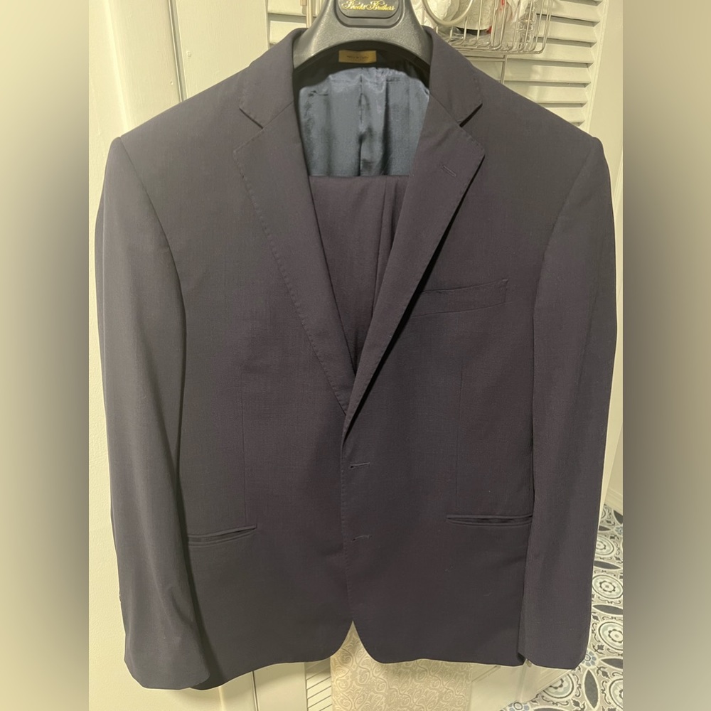 Brooks Brothers Slim Fit Wool/Polyester/Elastane Suit. Navy. 42 Regular. 34x32.